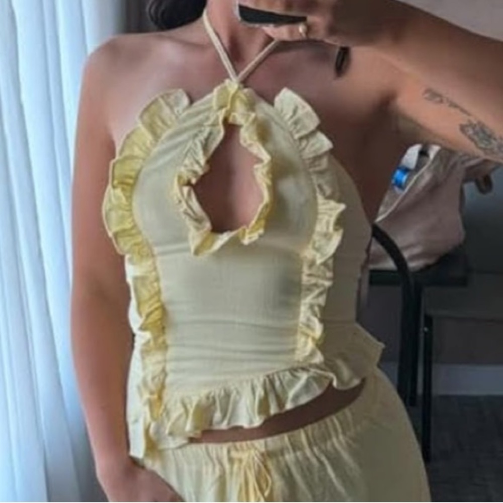 Yellow Ruffled Halter Top - Picture 6 of 7